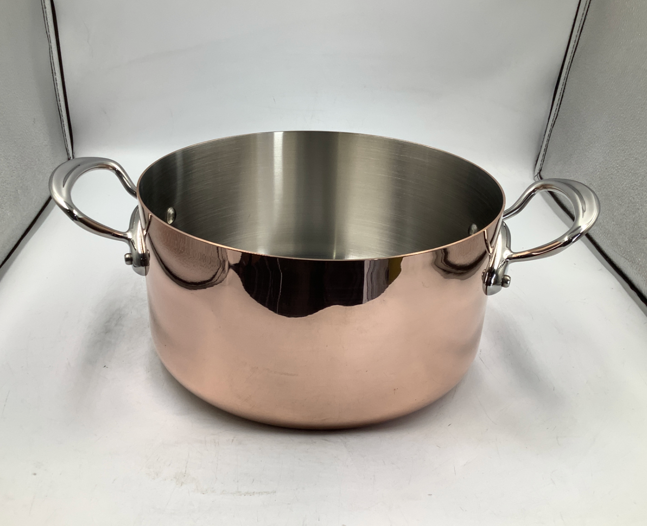 M’150 S Cocotte with Lid 8 M’150 S Cocotte with Lid - Image 8